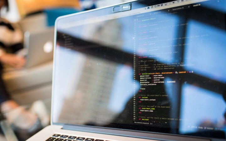 Trae IDE vs Cursor IDE: Best AI Python Editor?